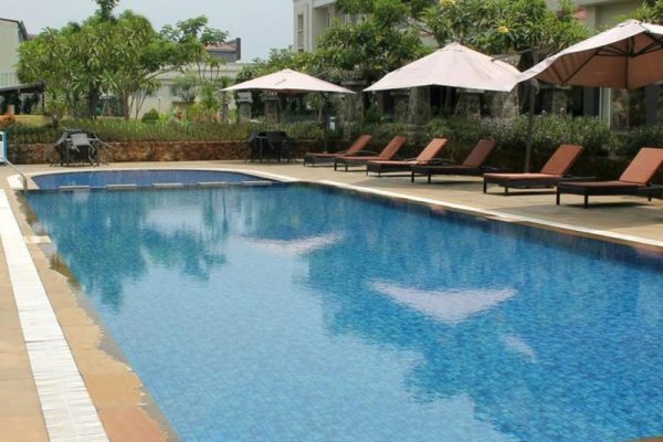 Hotel Santika Taman Mini Indonesia Indah