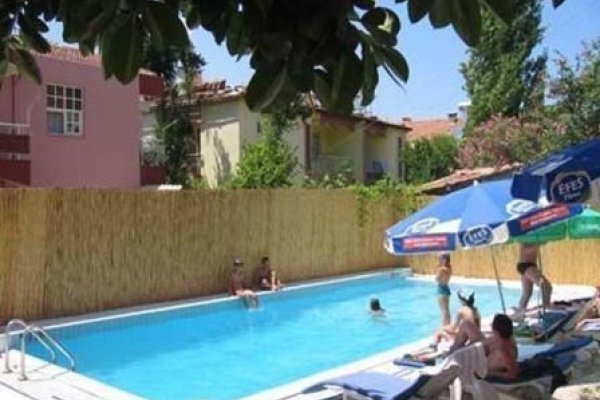 Hotel Adonis