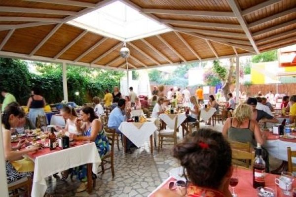 Hotel Adonis