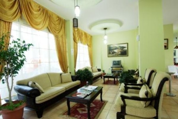 Hotel Adonis