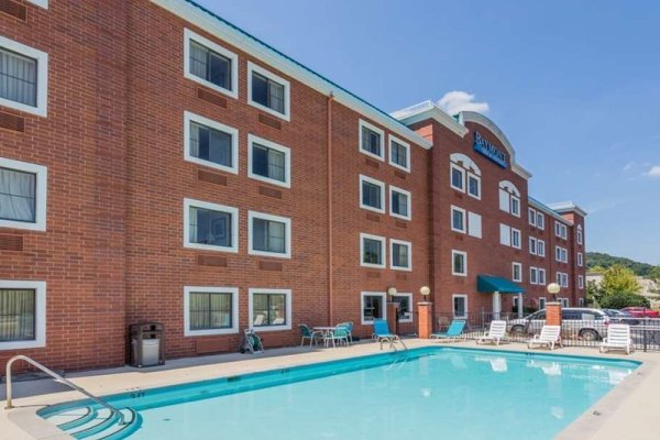 Baymont Inn & Suites Nashville / Brentwood