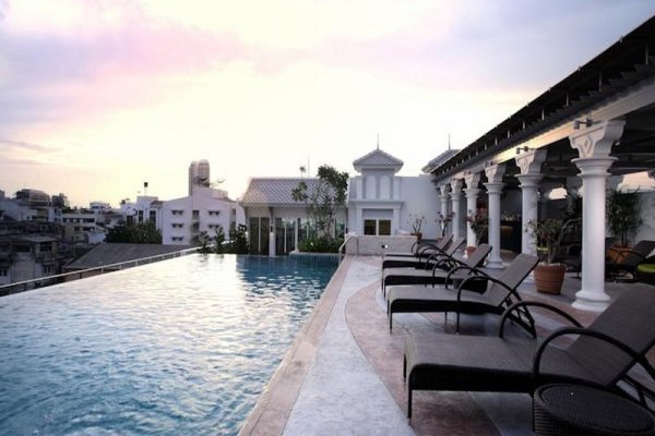 Chillax Resort