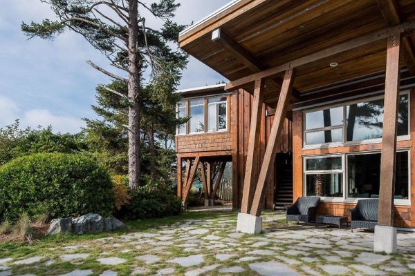 Cox Bay Beach Resort