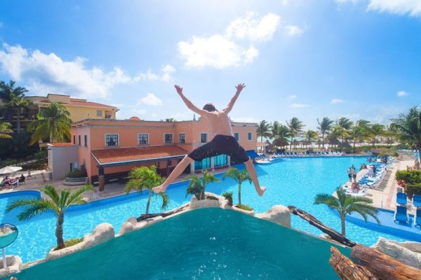 Hotel Marina El Cid Spa & Beach Resort