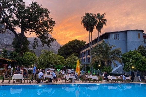 Belpoint Beach Hotel