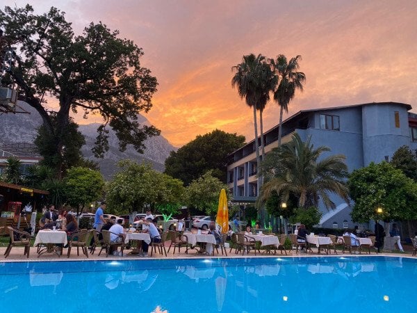 Belpoint Beach Hotel