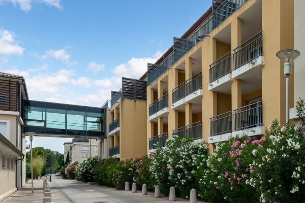 Zenitude Hotel La Valadiere, Ascend Hotel Collection