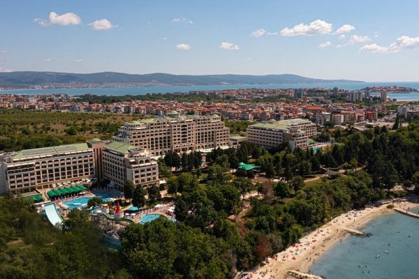 Sol Nessebar Resort