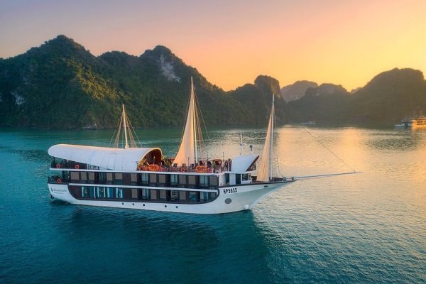 Hanoi Lion Boutique Hotel