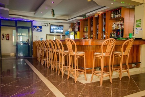 Meru Paramount Hotel