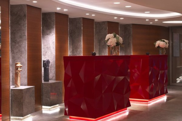Renaissance Paris Republique Hotel