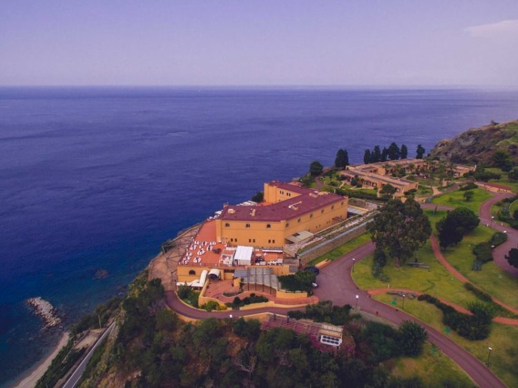 Altafiumara Resort & Spa
