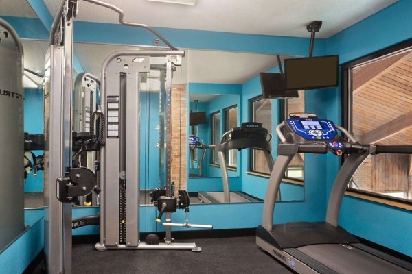 Baymont Inn & Suites Warrenton