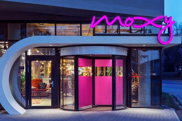 Moxy Düsseldorf Süd