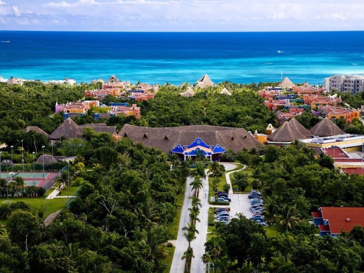 Catalonia Privileged Maroma