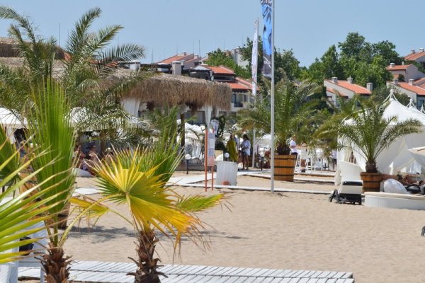 Oasis Resort & Spa