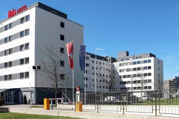 ibis Zurich Messe Airport