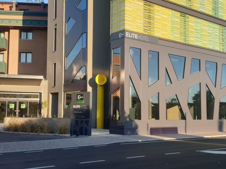 Elite Hotel