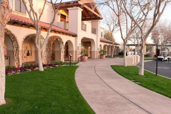 The Legacy Golf Resort
