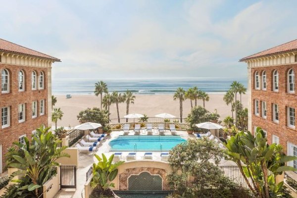 Casa Del Mar