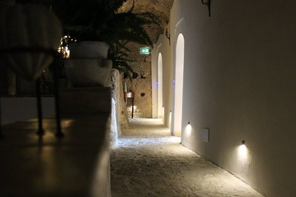 Badia Santa Maria de Olearia B&B