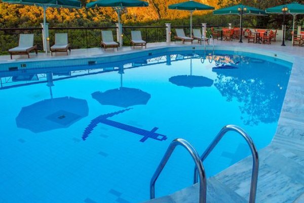Daphne Hotel