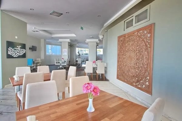 Jura Hotels Ada Beach