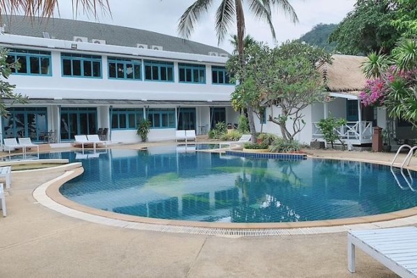 Sand Sea Resort