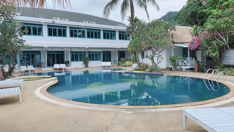 Sand Sea Resort
