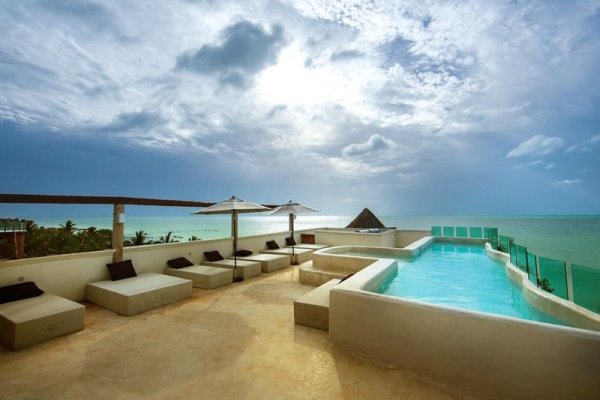 Spirit Holbox