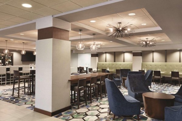 Radisson Hotel Dallas North Addison