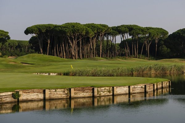 DoubleTree by Hilton Emporda Golf & Spa