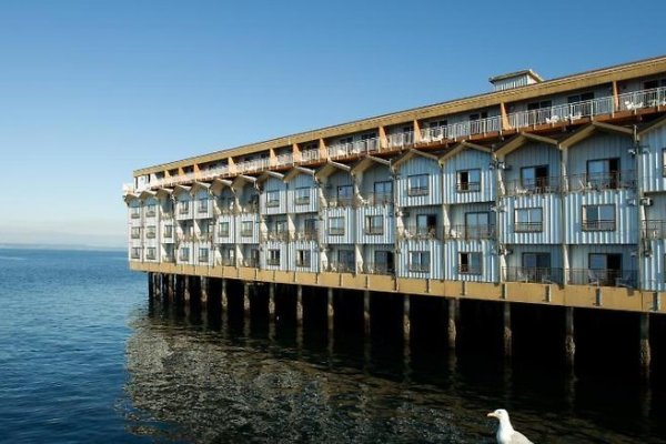 The Edgewater Hotel