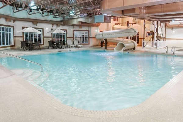 Ramada Drumheller Hotel & Suites