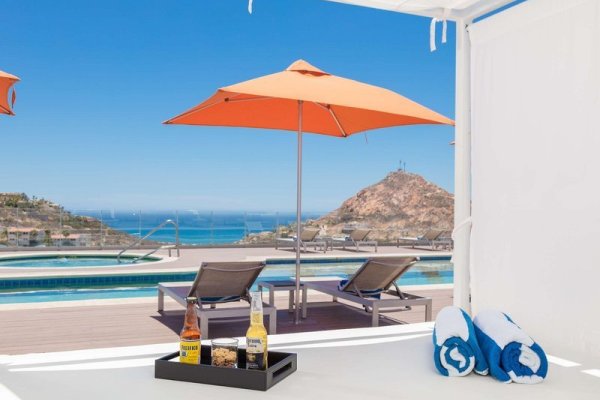 Hampton Inn & Suites by Hilton Los Cabos