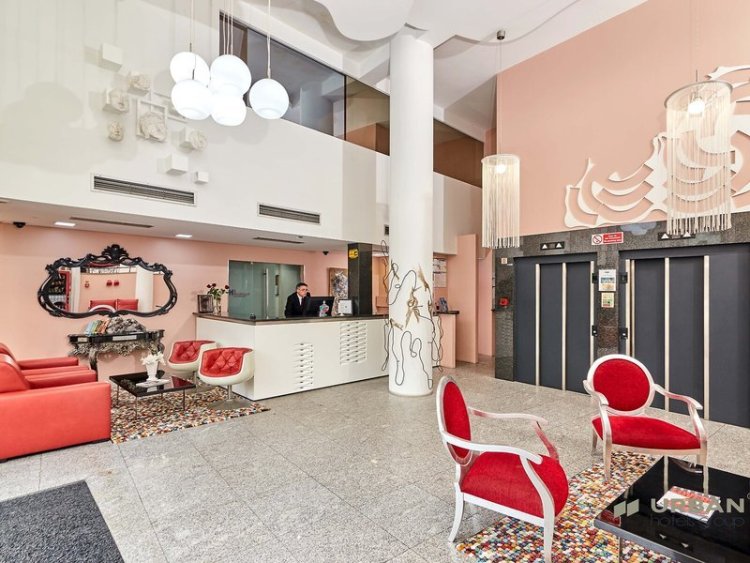 Urban Hotel Amadeos