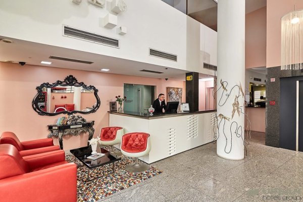 Urban Hotel Amadeos