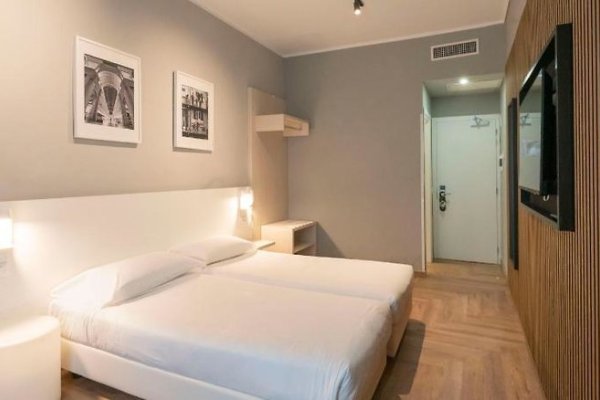 Kleos Hotel Milan