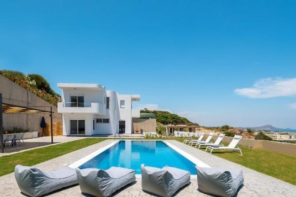 Hill & Sea View Villa