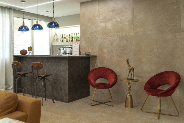 Club Meeting Hotel