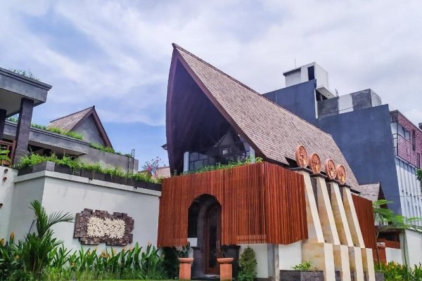 Kusuma Living & Villas