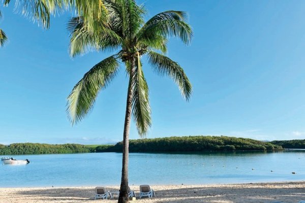 Shandrani for 2 Beachcomber Resort & Spa