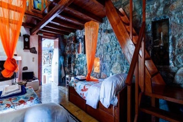 The Traditional Homes of Crete
