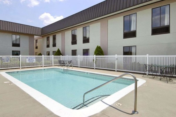 Ramada Limited Columbia