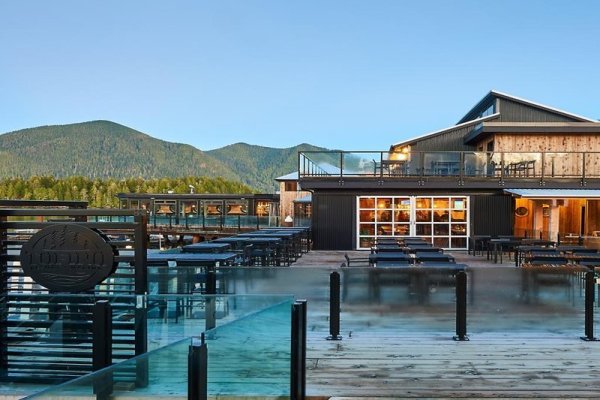 Tofino Resort & Marina