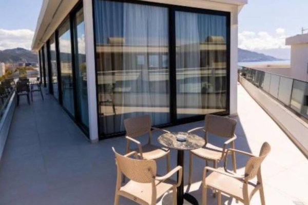 Sea & Sand Hotel