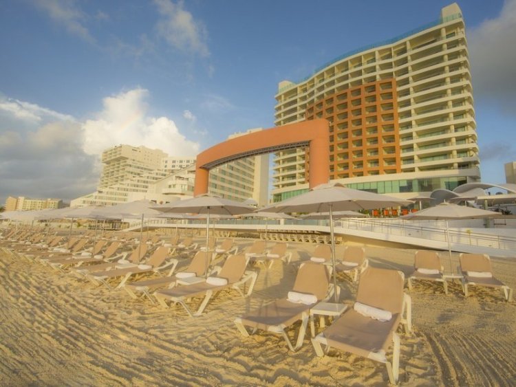 Beach Palace 