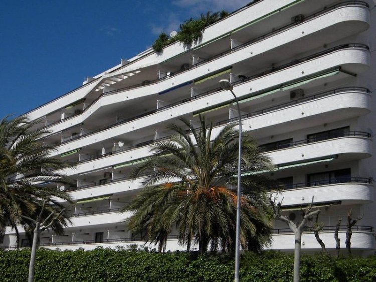 Ona Riviera