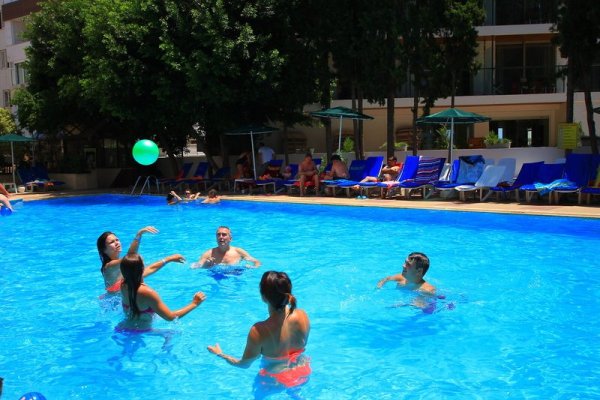 Kayamaris Hotel & Spa