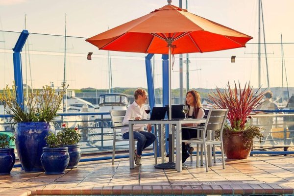 Waterfront Hotel Oakland